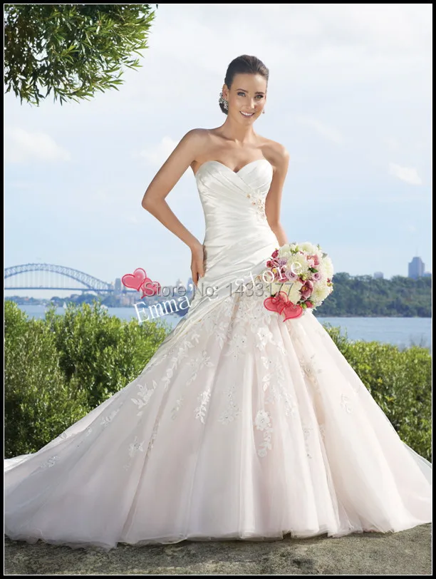 MORI-Free Shipping Fashion 2013 New Cheap A-Line Sweetheart Floor Length Applique Pleat White Pink Train Formal Wedding Dresses
MORI-Free Shipping Fashion 2013 New Cheap A-Line Sweetheart Floor Length Applique Pleat White Pink Train Formal Wedding Dresses