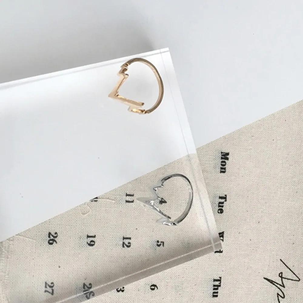 275492_no-logo_275492-1-05