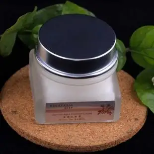 free shipping black skin whitening cream glutathione skin whitening cream Jasmine Water Cream herbal whitening cream 50g
free shipping black skin whitening cream glutathione skin whitening cream Jasmine Water Cream herbal whitening cream 50g