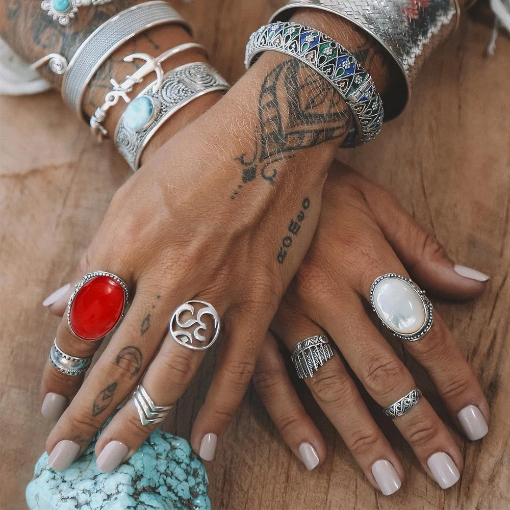 2019 7 Pcs/Set New Vintage Big Opal Knuckle Rings Set For Women Boho Geometric Pattern Flower Rings Party Trend Jewelry
2019 7 Pcs/Set New Vintage Big Opal Knuckle Rings Set For Women Boho Geometric Pattern Flower Rings Party Trend Jewelry