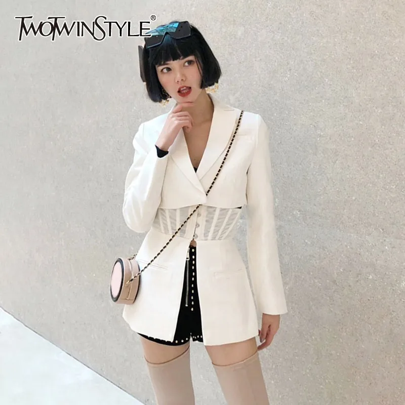 TWOTWINSTYLE Casual Solid Blazer Women Lapel Long Sleeve High Waist Slim Button Female Clothes Fashion 2019 Spring New Tide
TWOTWINSTYLE Casual Solid Blazer Women Lapel Long Sleeve High Waist Slim Button Female Clothes Fashion 2019 Spring New Tide