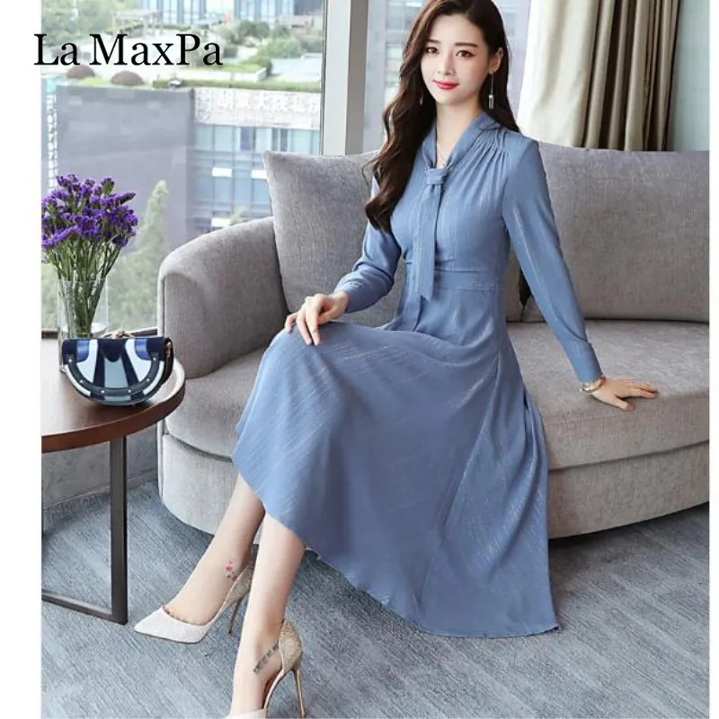 La MaxPa V neck Bow Long Sleeve Dress 2019 New Arrival Autumn Vintage Midi Dresses Elegant Beach Causal Loose Dress
La MaxPa V neck Bow Long Sleeve Dress 2019 New Arrival Autumn Vintage Midi Dresses Elegant Beach Causal Loose Dress