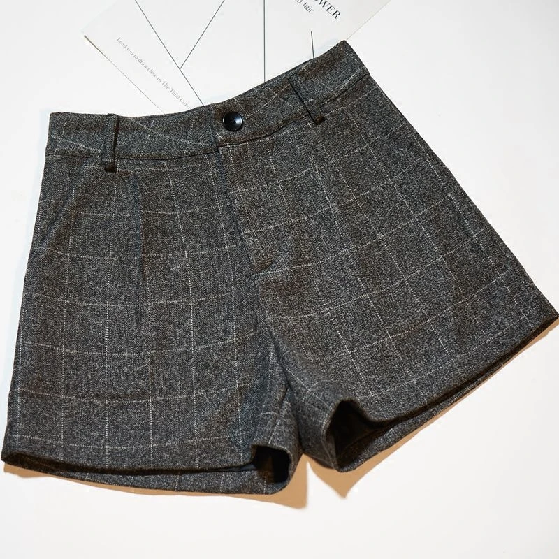 SexeMara Women Wool Shorts Autumn Winter Outerwear High Waist Shorts Casual Plaid Wide Leg Short Pants Plus Size Woman Shorts
SexeMara Women Wool Shorts Autumn Winter Outerwear High Waist Shorts Casual Plaid Wide Leg Short Pants Plus Size Woman Shorts