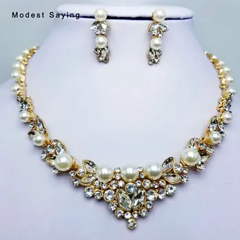 Delicate Pearls Bridal Jewelry Sets 2018 with Rhinestone Classic Formal Wedding Necklaces and Stud Earrings Wedding Accessories 
Delicate Pearls Bridal Jewelry Sets 2018 with Rhinestone Classic Formal Wedding Necklaces and Stud Earrings Wedding Accessories