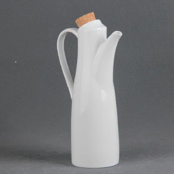 Guci Creative kitchen supplies ceramic sauce seasoning pot bottle with handle bottle curly gentleman
Guci Creative kitchen supplies ceramic sauce seasoning pot bottle with handle bottle curly gentleman