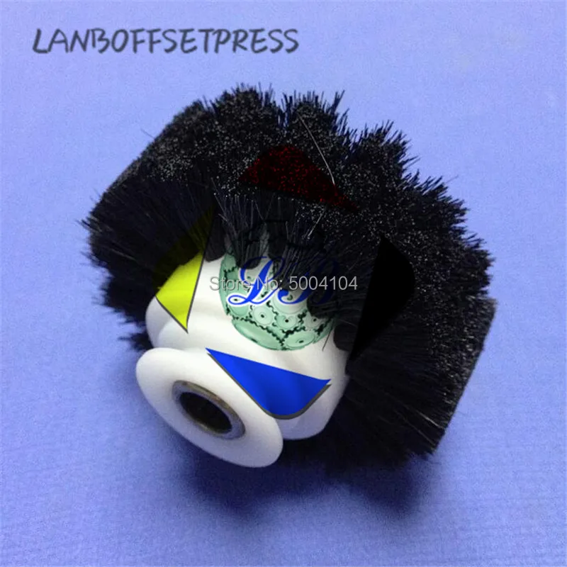 LANBOFFSETPRESS KBA soft brush with belt slot KBA spare parts for offset printing
LANBOFFSETPRESS KBA soft brush with belt slot KBA spare parts for offset printing
