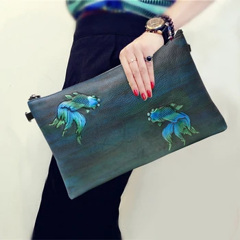 2018 New Style Goldfish Pattern Envelope Purse Genuine Leather Vintage Clutch Wallet Women Party Shopping Fashion Shoulder Bags
2018 New Style Goldfish Pattern Envelope Purse Genuine Leather Vintage Clutch Wallet Women Party Shopping Fashion Shoulder Bags
