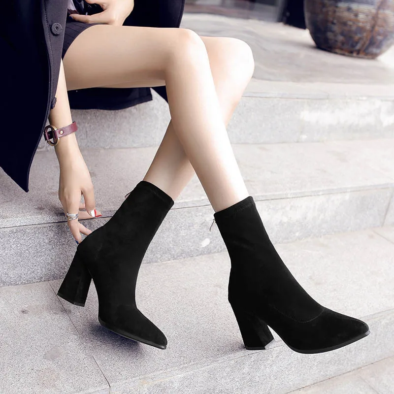 Masorini Female Fashion Stretch Fabric Pointed Toe Slim Ankle Boots Ladies Slip on High Heel Sexy Black Plus Size Shoes W-243
Masorini Female Fashion Stretch Fabric Pointed Toe Slim Ankle Boots Ladies Slip on High Heel Sexy Black Plus Size Shoes W-243