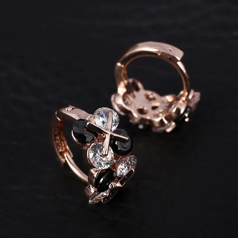 Wholesale Black White Stud Earring Full Rhinestone Ear Buckle Earrings Fashion Earring For Women
Wholesale Black White Stud Earring Full Rhinestone Ear Buckle Earrings Fashion Earring For Women