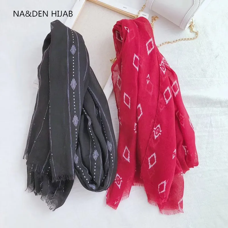 Women Muslim geometric print hijab scarf/scarves shawl wraps fashion new plain foulard viscose fast shipping 10pcs
Women Muslim geometric print hijab scarf/scarves shawl wraps fashion new plain foulard viscose fast shipping 10pcs