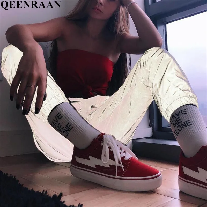 Fashionable Streetwear Womens Elastic Waist Luminous Pants Ladies Night Running Reflective Trousers
Fashionable Streetwear Womens Elastic Waist Luminous Pants Ladies Night Running Reflective Trousers
