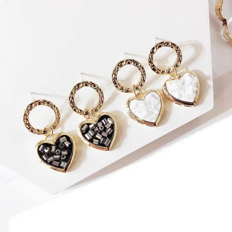 Korean White Black Heart Drop Earrings For Women 2019 Fashion Jewelry Hanging Earings Bijoux Femme Cute
Korean White Black Heart Drop Earrings For Women 2019 Fashion Jewelry Hanging Earings Bijoux Femme Cute