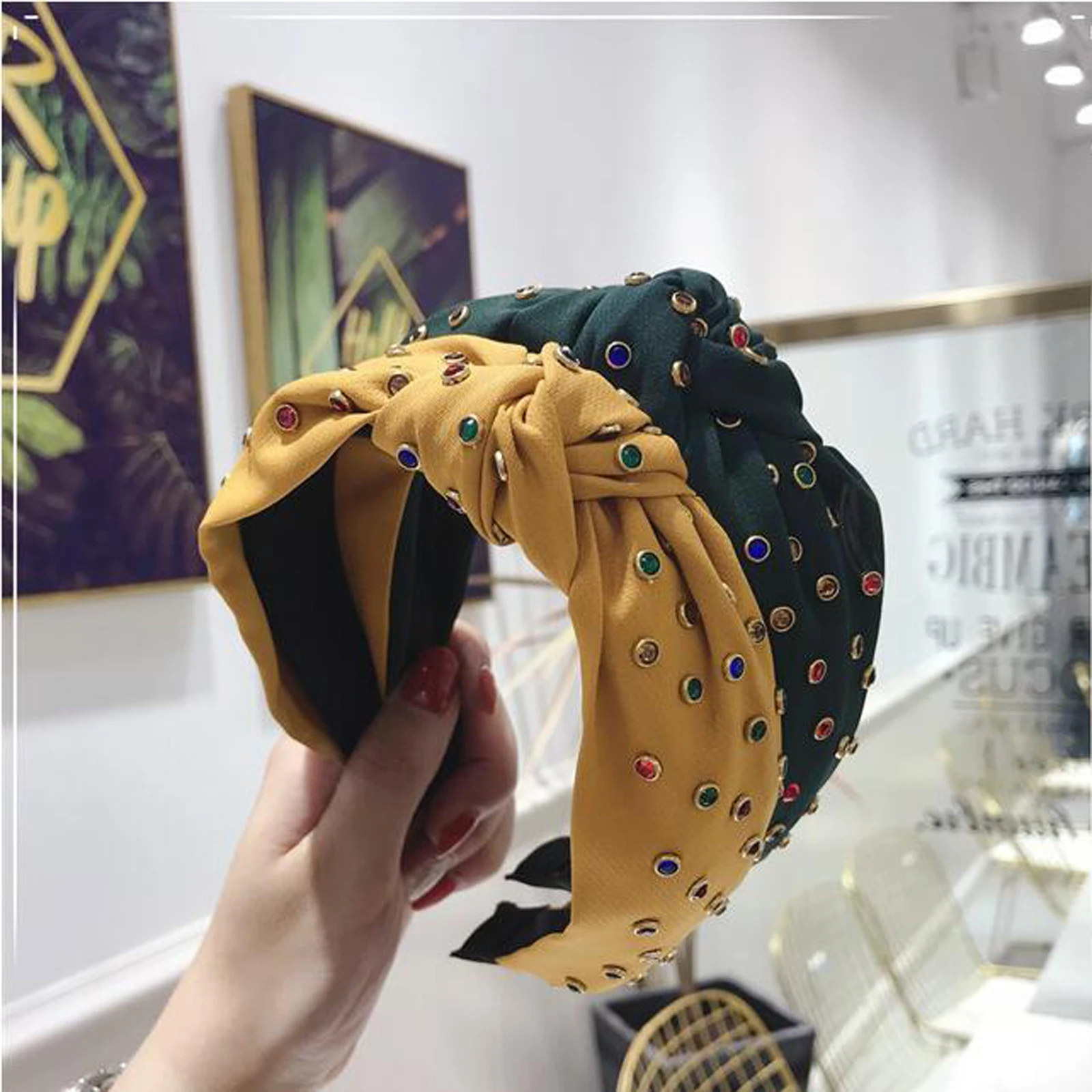 Fashion Hair Band For Adult New Hair Accessories For Women Rhinestone Hairband Shining Hair Hoop Wholesale
Fashion Hair Band For Adult New Hair Accessories For Women Rhinestone Hairband Shining Hair Hoop Wholesale