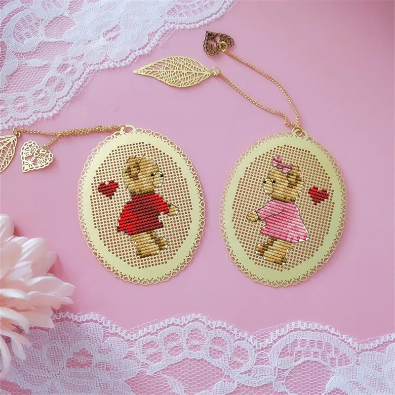 Hearts DIY Craft Stich Cross Stitch Bookmark Metal Silver Golden Needlework Embroidery Crafts Counted Cross-Stitching Kit Gift
Hearts DIY Craft Stich Cross Stitch Bookmark Metal Silver Golden Needlework Embroidery Crafts Counted Cross-Stitching Kit Gift