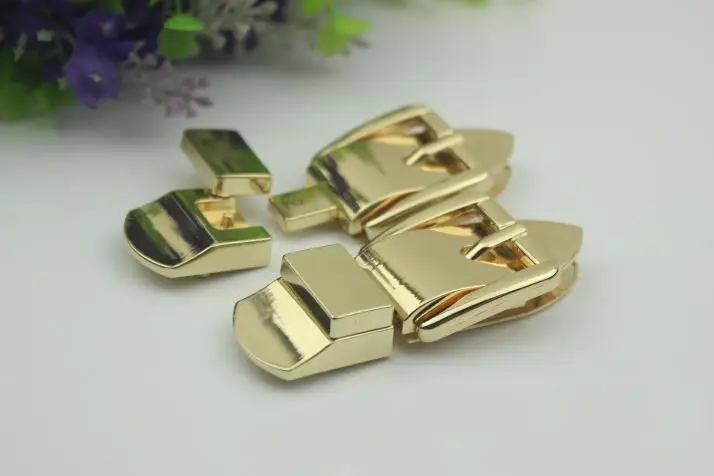 10pcs/lot Luggage hardware accessor Bag lock belt lock Golden metal twist lock Switch latch hardware accessories
10pcs/lot Luggage hardware accessor Bag lock belt lock Golden metal twist lock Switch latch hardware accessories