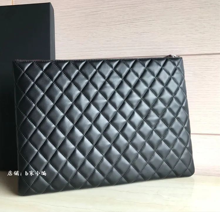 WR07249 100% Genuine Leather Luxury Handbags Women Bags Designer Crossbody Bags For Women Famous Brand Runway
WR07249 100% Genuine Leather Luxury Handbags Women Bags Designer Crossbody Bags For Women Famous Brand Runway