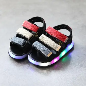 2019 New Brand Fashion Soft Glowing Kids Sandals Shoes Boys Girls Flat Baby Led Luminous Lighting Sneakers Sandals
2019 New Brand Fashion Soft Glowing Kids Sandals Shoes Boys Girls Flat Baby Led Luminous Lighting Sneakers Sandals