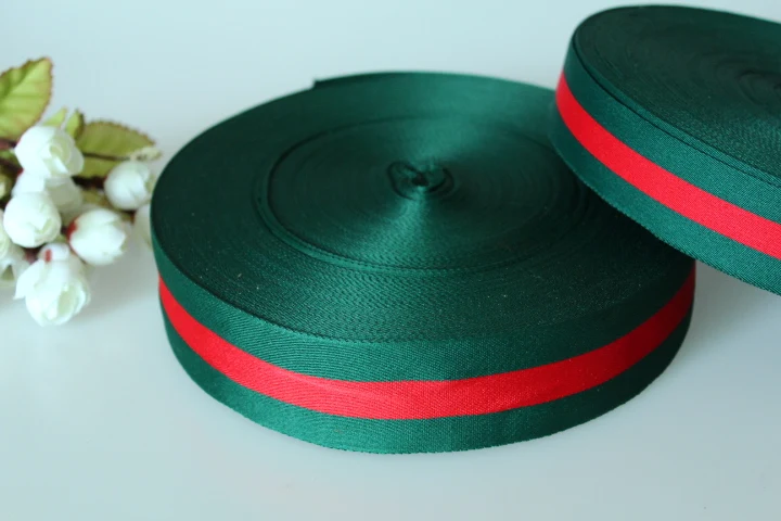 5yards/lots Woven Jacquard Ribbon width 5cm green and red background red stripe pattern LS-7436
5yards/lots Woven Jacquard Ribbon width 5cm green and red background red stripe pattern LS-7436