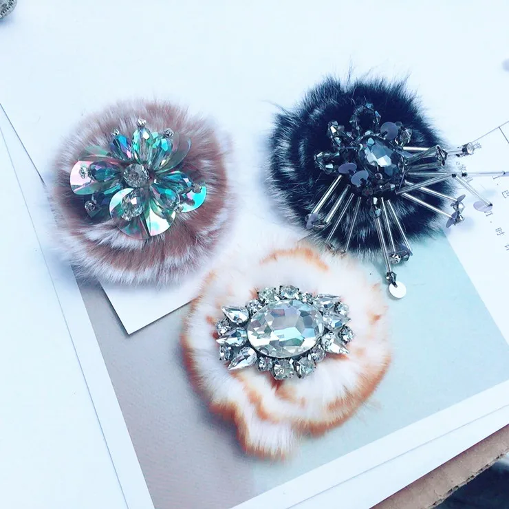 rabbitfur rhinestones beaded brooch patches applique vintage crystal fabric sew on patch fashion clothing bags decoration patch
rabbitfur rhinestones beaded brooch patches applique vintage crystal fabric sew on patch fashion clothing bags decoration patch