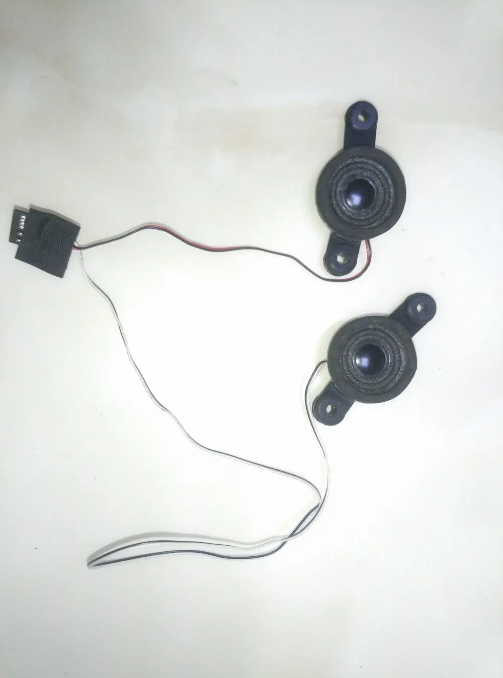 New original free shipping Laptop Fix Speaker for TOSHIBA C805 C805D built-in speakers L&R
New original free shipping Laptop Fix Speaker for TOSHIBA C805 C805D built-in speakers L&R