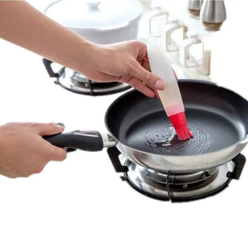 Gravy Boats High Temperature Brush with Oil Bottle Set Can not Afford Brush Kitchen Silicone Barbecue Tools
Gravy Boats High Temperature Brush with Oil Bottle Set Can not Afford Brush Kitchen Silicone Barbecue Tools