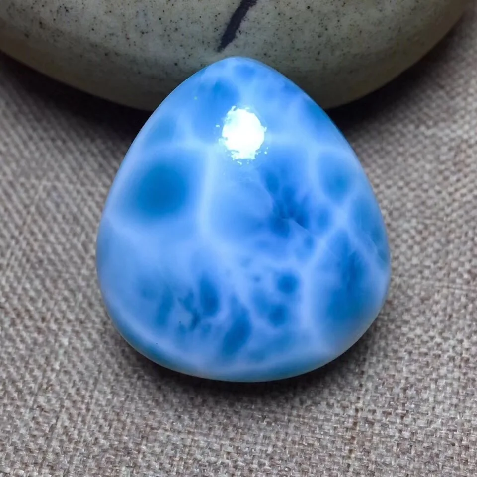 Natural Blue Larimar Gemstone Pendant From Dominica 25x22x12mm Beads Women Female Gift Water Pattern Crystal Pendant AAAAA
Natural Blue Larimar Gemstone Pendant From Dominica 25x22x12mm Beads Women Female Gift Water Pattern Crystal Pendant AAAAA