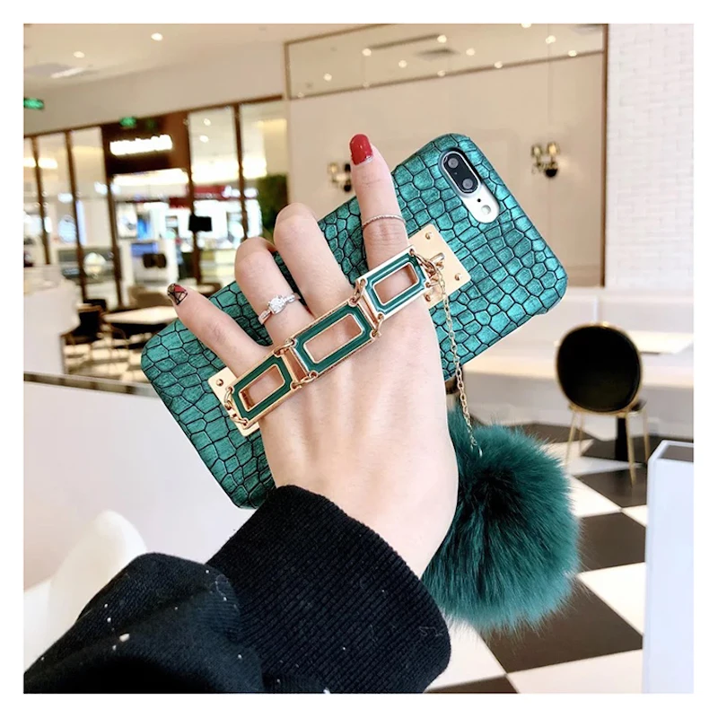 For iphone 6 6s 7 8 plus X Luxury Grain Diamond square Bracelet Fox fur pompom phone case cover
For iphone 6 6s 7 8 plus X Luxury Grain Diamond square Bracelet Fox fur pompom phone case cover