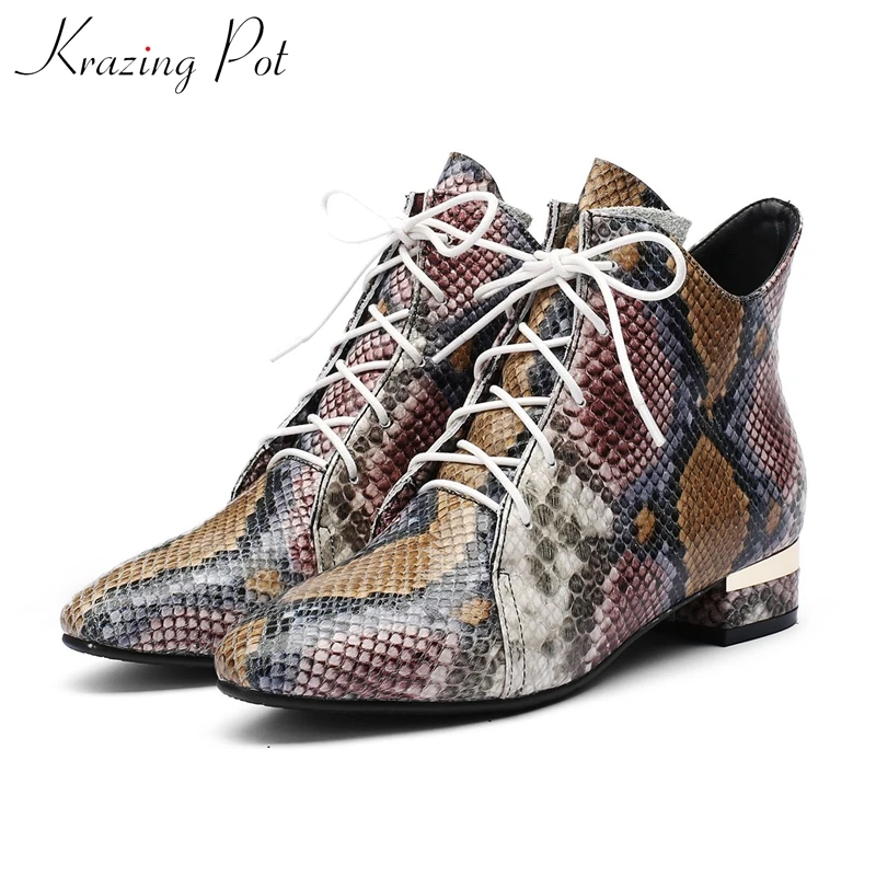 Krazing Pot full grain leather round toe gorgeous low heels patterns flowers leather lace up big size keep warm ankle boots L73
Krazing Pot full grain leather round toe gorgeous low heels patterns flowers leather lace up big size keep warm ankle boots L73