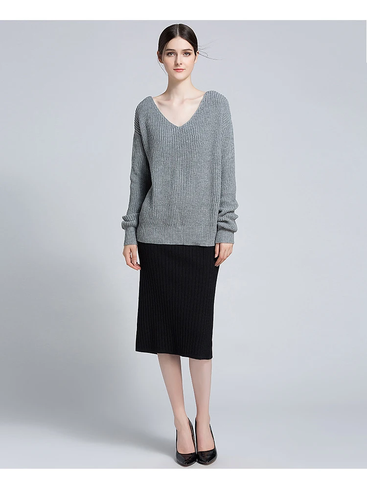 European and American women's spring and autumn and winter new solid color V-neck pullover sweater sexy leak-back sweater (8)
