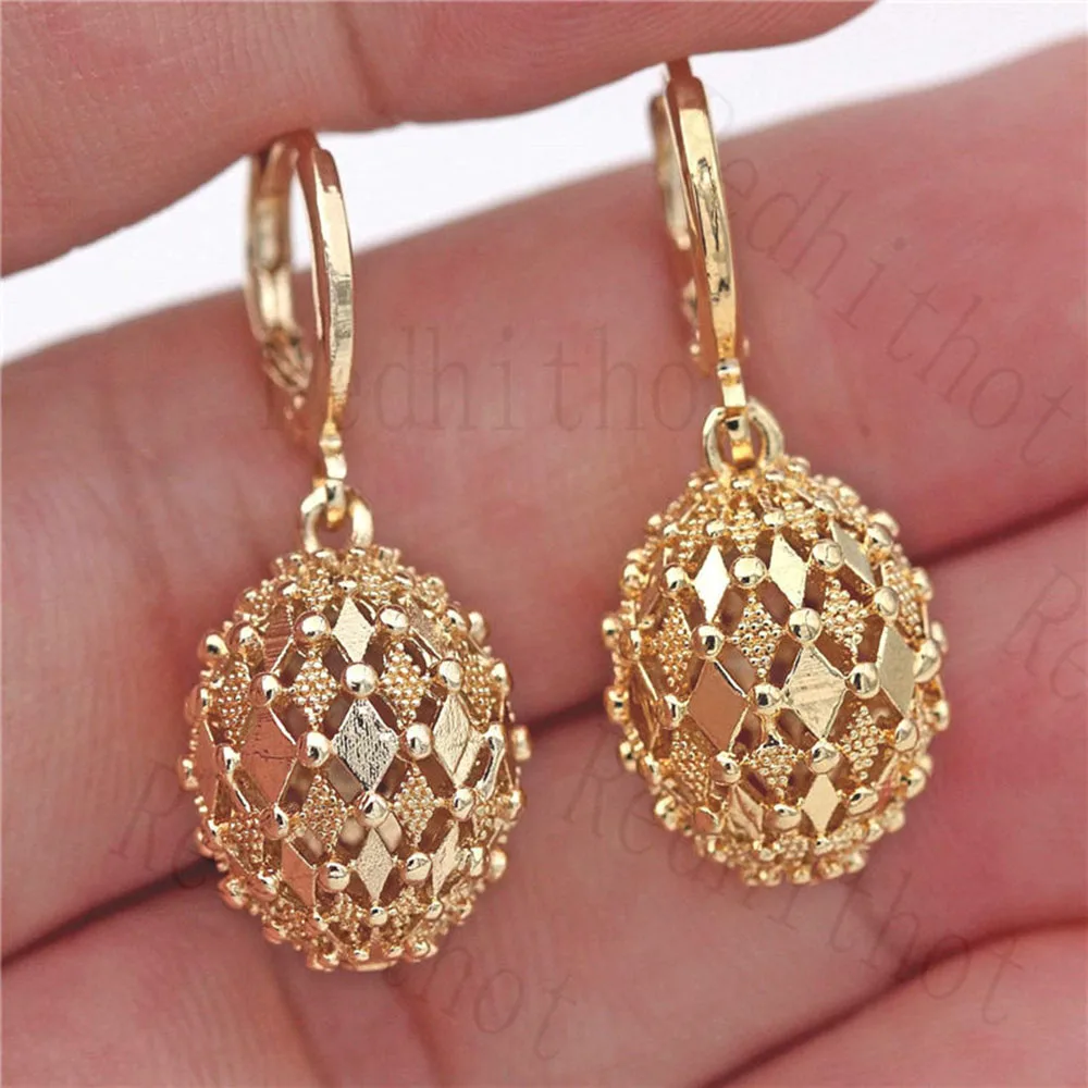 Fashion Earrings for Women Gold Plating Disco Ball Flash Drop Earring Round Rock Punk Earrings Trendy Jewelry for Party Club
Fashion Earrings for Women Gold Plating Disco Ball Flash Drop Earring Round Rock Punk Earrings Trendy Jewelry for Party Club