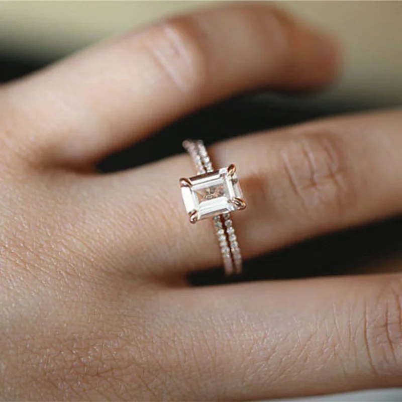Rose Gold 2 pcs/set Rings for Women Classical Cubic Zirconia Wedding Engagement Ring Woman Girls Crystal Gift Ring Wholesale V3
Rose Gold 2 pcs/set Rings for Women Classical Cubic Zirconia Wedding Engagement Ring Woman Girls Crystal Gift Ring Wholesale V3