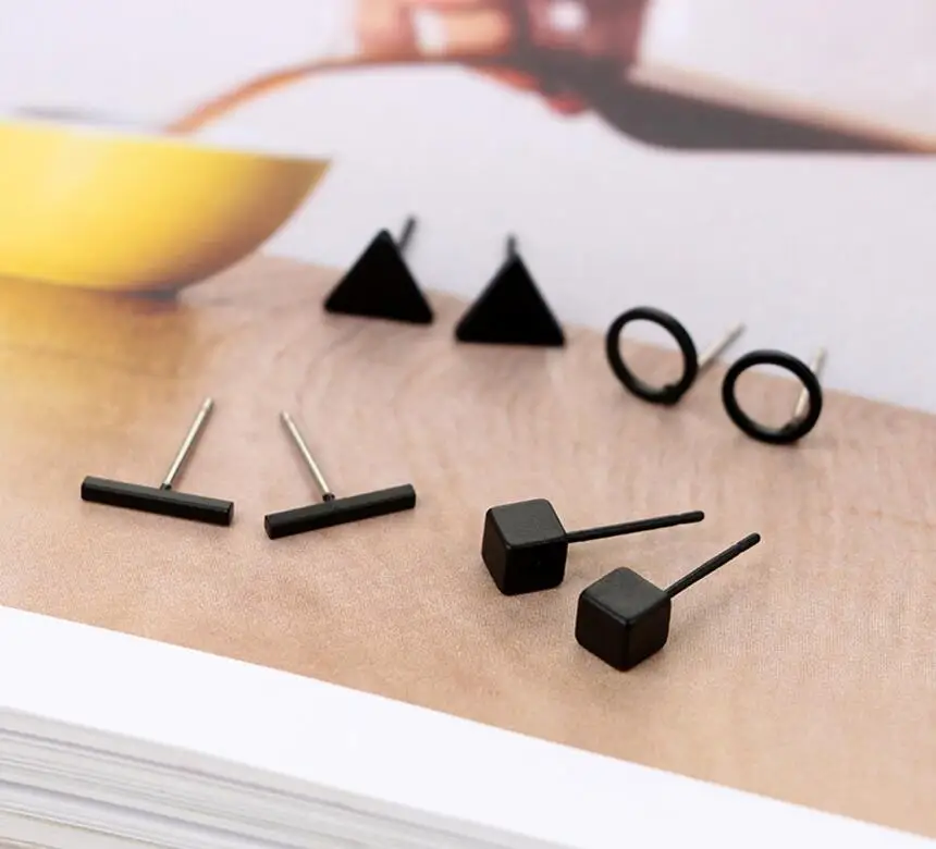 4 pairs Geometric Triangle Earrings Set