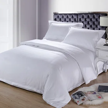 4 Piece Duvet Cover Set (Queen, White) Duvet Cover plus 2 Pillow Shams, Luxury Soft Hotel Quality Wrinkle, Fade, Stain Resistant
4 Piece Duvet Cover Set (Queen, White) Duvet Cover plus 2 Pillow Shams, Luxury Soft Hotel Quality Wrinkle, Fade, Stain Resistant