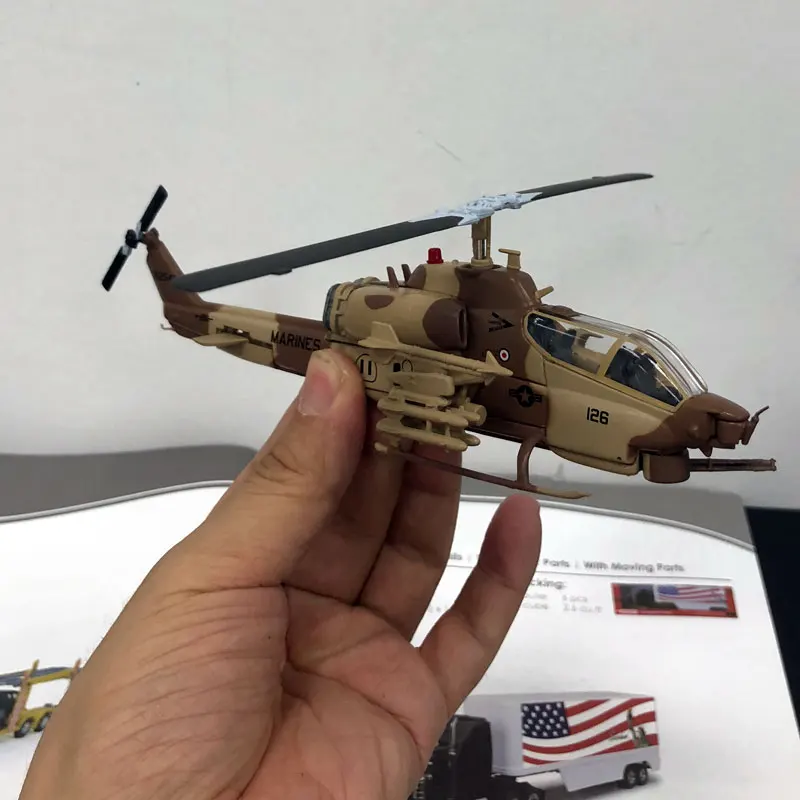 AH-1W SuperCobra Helicopter (23)