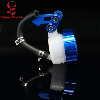 CNC Universal Motorcycle Master Cylinder Front Brake Fluid Reservoir Clutch Tank Oil Cup Bottle For YZF R1 YZF R6 2001 2002-2015
CNC Universal Motorcycle Master Cylinder Front Brake Fluid Reservoir Clutch Tank Oil Cup Bottle For YZF R1 YZF R6 2001 2002-2015