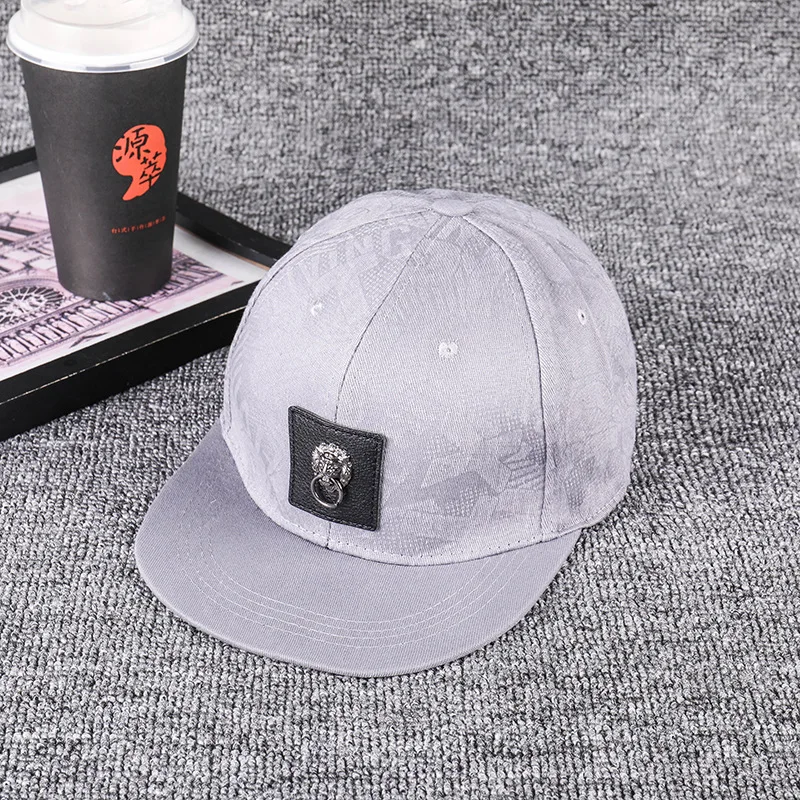 Baseball Caps New Fashion 2019 Pull Buckle Design Embroidery 100% Cotton Hip-Hop Caps For Men Women Adjustable Hip-Hop Casquette
Baseball Caps New Fashion 2019 Pull Buckle Design Embroidery 100% Cotton Hip-Hop Caps For Men Women Adjustable Hip-Hop Casquette