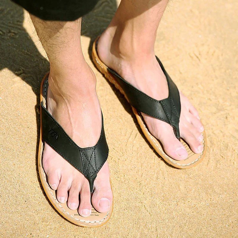 Summer Black Men Slippers 2018 Outside Rubber Casual Genuine Leather Flat Man Flip Flops Men Beach Sandals Big Size 38-45 #5988T
Summer Black Men Slippers 2018 Outside Rubber Casual Genuine Leather Flat Man Flip Flops Men Beach Sandals Big Size 38-45 #5988T
