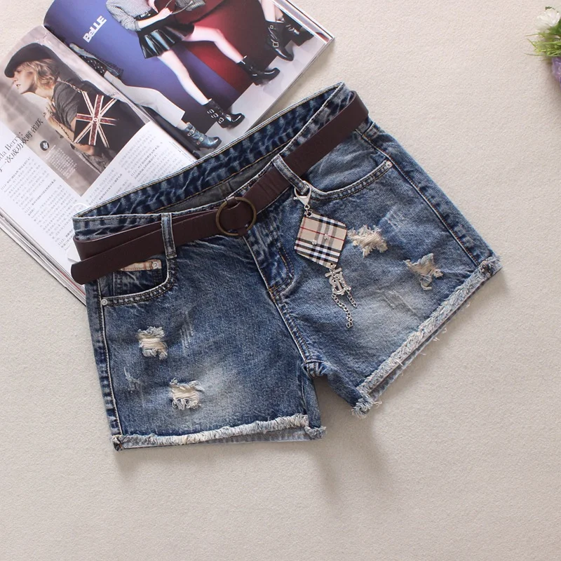 2019 Blue Women's Denim Shorts Plaid Pattern Summer Spring Mid Waist Jeans Hole Zip England Style 100% Cotton Denim Shorts 9629
2019 Blue Women's Denim Shorts Plaid Pattern Summer Spring Mid Waist Jeans Hole Zip England Style 100% Cotton Denim Shorts 9629