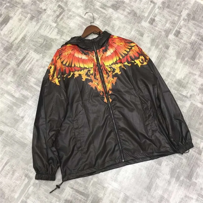 2019 Marcelo Burlon Soft Jacket Men Women Waterproof Marcelo Burlon Jackets Light High Quality Pattern Outdoor Sunscreen
2019 Marcelo Burlon Soft Jacket Men Women Waterproof Marcelo Burlon Jackets Light High Quality Pattern Outdoor Sunscreen