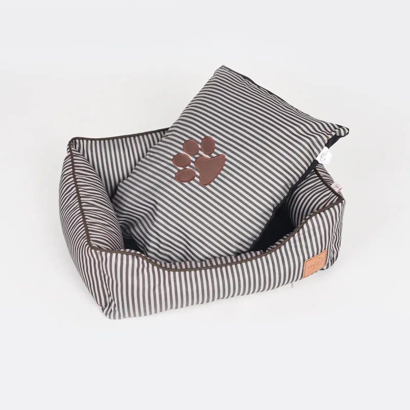 New Arrival Dog Warm Stirped Sofa Bed dog beds for medium dogs Soft Fashion Puppy Mat Pet Cat Bed cama de cachorro
New Arrival Dog Warm Stirped Sofa Bed dog beds for medium dogs Soft Fashion Puppy Mat Pet Cat Bed cama de cachorro