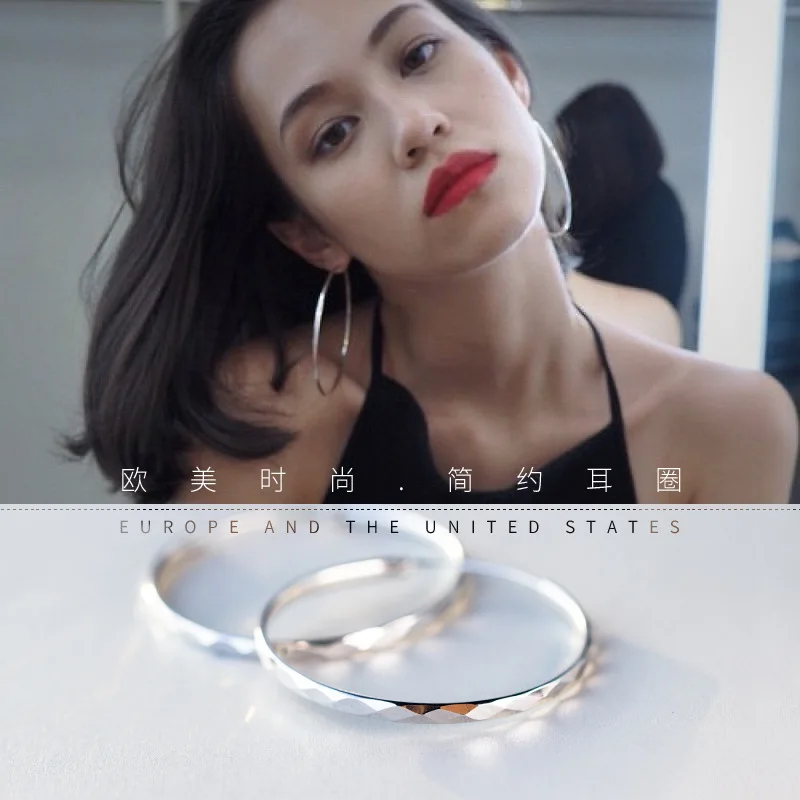 Real !!! S925 STERLING SILVER CIRCLE ROUND HOOP EARRINGS OUT DIAMETER FINE GOOD JEWELRY FOR MAN WOMAN BOYS GIRLS
Real !!! S925 STERLING SILVER CIRCLE ROUND HOOP EARRINGS OUT DIAMETER FINE GOOD JEWELRY FOR MAN WOMAN BOYS GIRLS