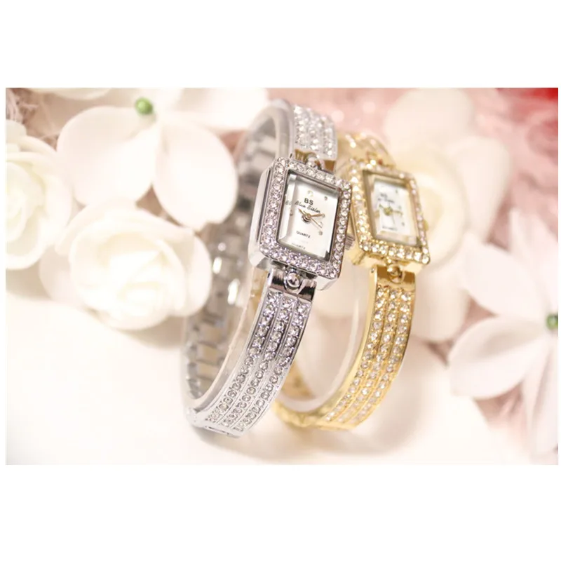 2019 Full-water Diamond Ladies Small Chain Watch Fashion & Casual New Hot Chain Ladies Quartz Watch High-end Linked List Square
2019 Full-water Diamond Ladies Small Chain Watch Fashion & Casual New Hot Chain Ladies Quartz Watch High-end Linked List Square