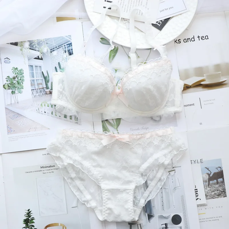 Good Quality ABCDE thin Cup Kawaii White Lace and Cute Bow Sexy Bra Set Lolita Underwear
Good Quality ABCDE thin Cup Kawaii White Lace and Cute Bow Sexy Bra Set Lolita Underwear