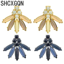 Vintage Gold Crystal Stud Earrings for Women Luxury Korean Geometric Earings Fashion Christmas Jewelry Ladies Accessories Gifts
Vintage Gold Crystal Stud Earrings for Women Luxury Korean Geometric Earings Fashion Christmas Jewelry Ladies Accessories Gifts