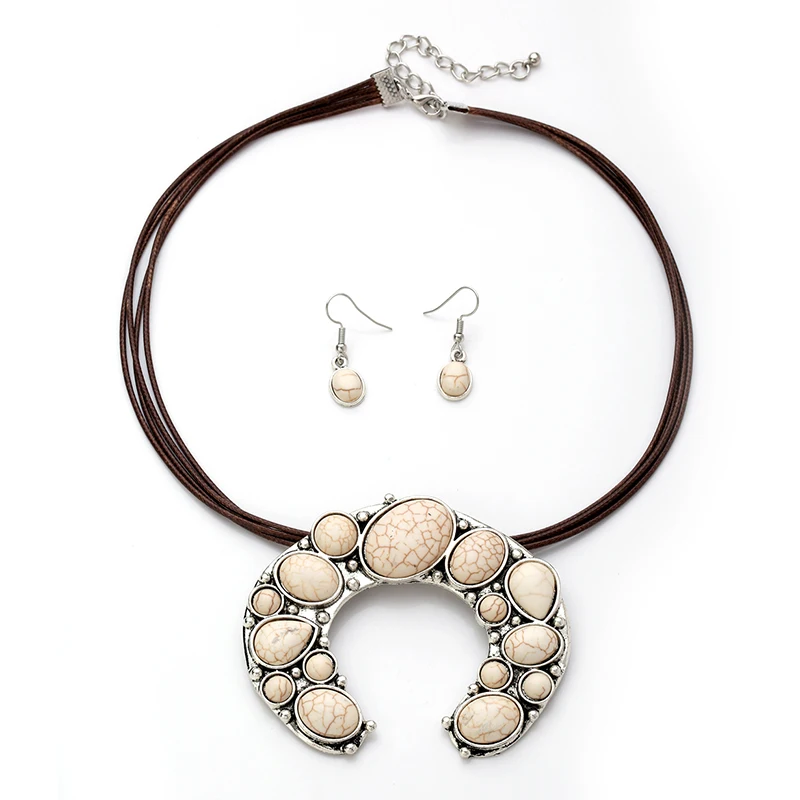 New Boho Turq natural stone Pendant Necklaces Fashion moon big pendant Shape cord Necklaces For Women Jewelry For Party Gift
New Boho Turq natural stone Pendant Necklaces Fashion moon big pendant Shape cord Necklaces For Women Jewelry For Party Gift