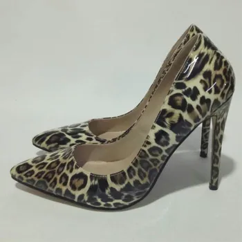 SHOFOO shoes,Beautiful fashion women's shoes, leather fabric,about 11 cm high heel shoes, pointed toe pumps, women's shoes.
SHOFOO shoes,Beautiful fashion women's shoes, leather fabric,about 11 cm high heel shoes, pointed toe pumps, women's shoes.