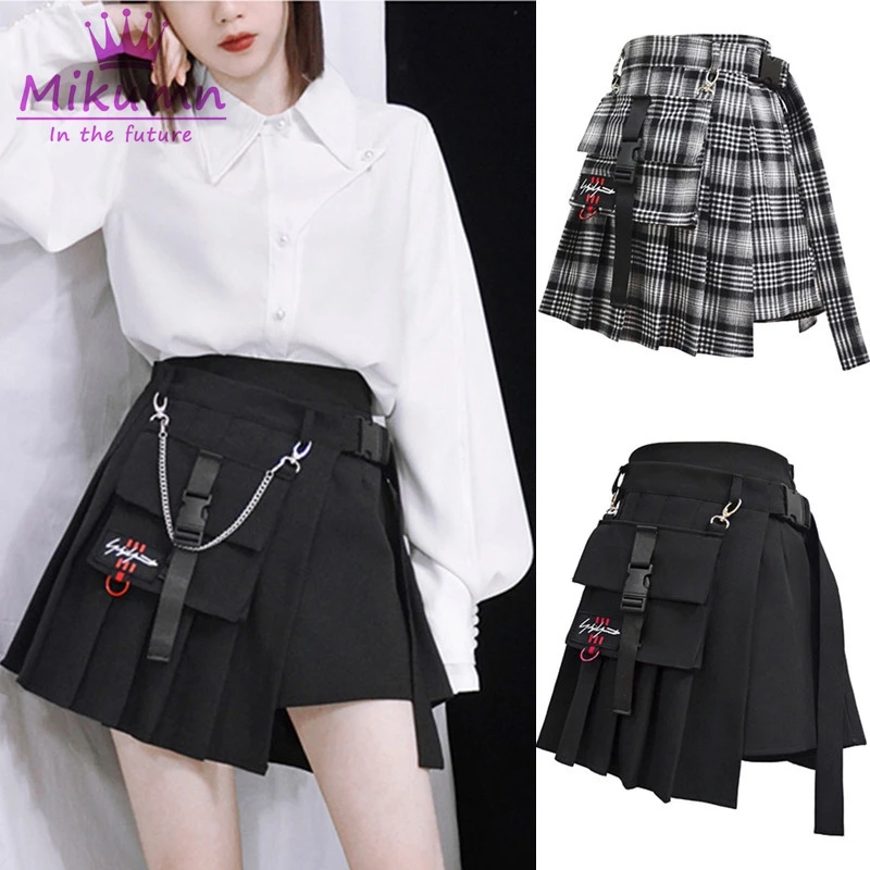 Gothic Punk Women High Waist Shorts Skirts With Pocket Harajuku Cool Girls Vintage Plaid Irregular Pleated Fashion Mini Skirts
Gothic Punk Women High Waist Shorts Skirts With Pocket Harajuku Cool Girls Vintage Plaid Irregular Pleated Fashion Mini Skirts