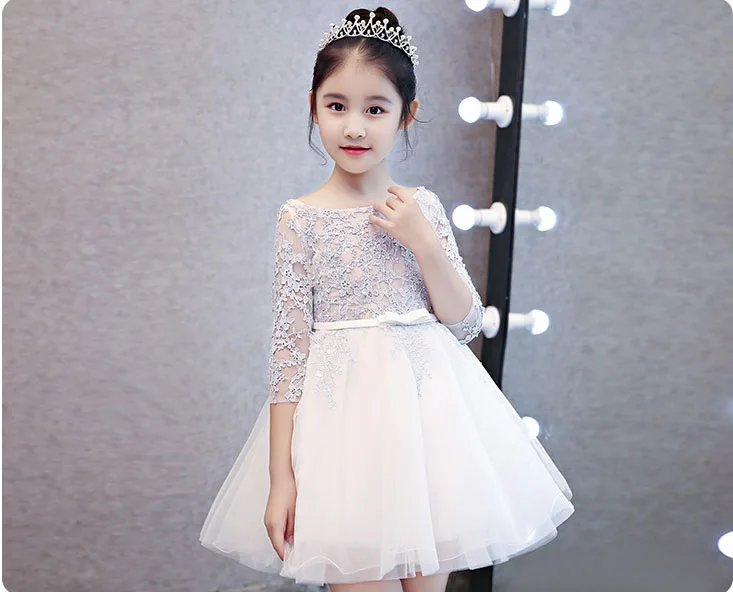 Elegant Baby Girls Sweet Long Embroidery Long Sleeve Lace Dress Kids Performance Show Party Birthday First Communion Gowns N22
Elegant Baby Girls Sweet Long Embroidery Long Sleeve Lace Dress Kids Performance Show Party Birthday First Communion Gowns N22
