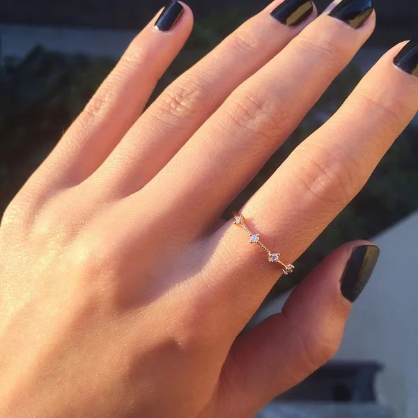 Female Cubic Zircon with Clear Crystal ring Rose Gold Color Wedding Engagement Rings for Women Party Gifts Jewelry Accessories
Female Cubic Zircon with Clear Crystal ring Rose Gold Color Wedding Engagement Rings for Women Party Gifts Jewelry Accessories