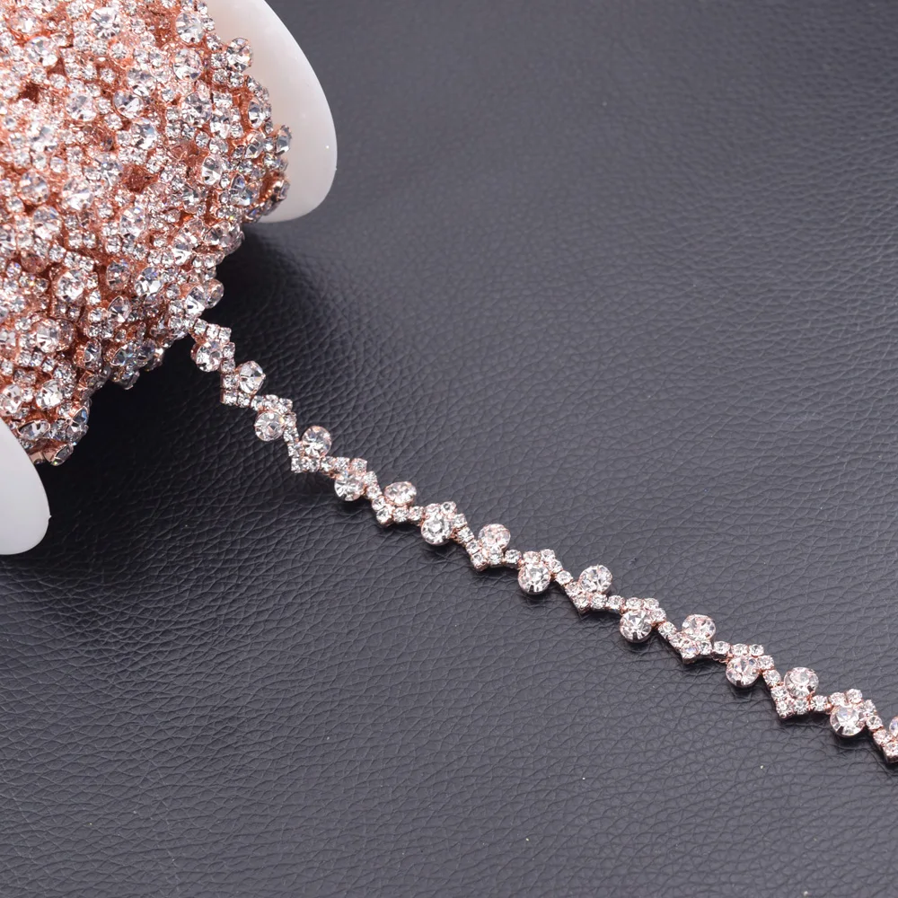 10yards Rose gold plated glass Rhinestone trim for Wedding dress Apparel Sewing style diy beauty accessories rhinestone chain
10yards Rose gold plated glass Rhinestone trim for Wedding dress Apparel Sewing style diy beauty accessories rhinestone chain